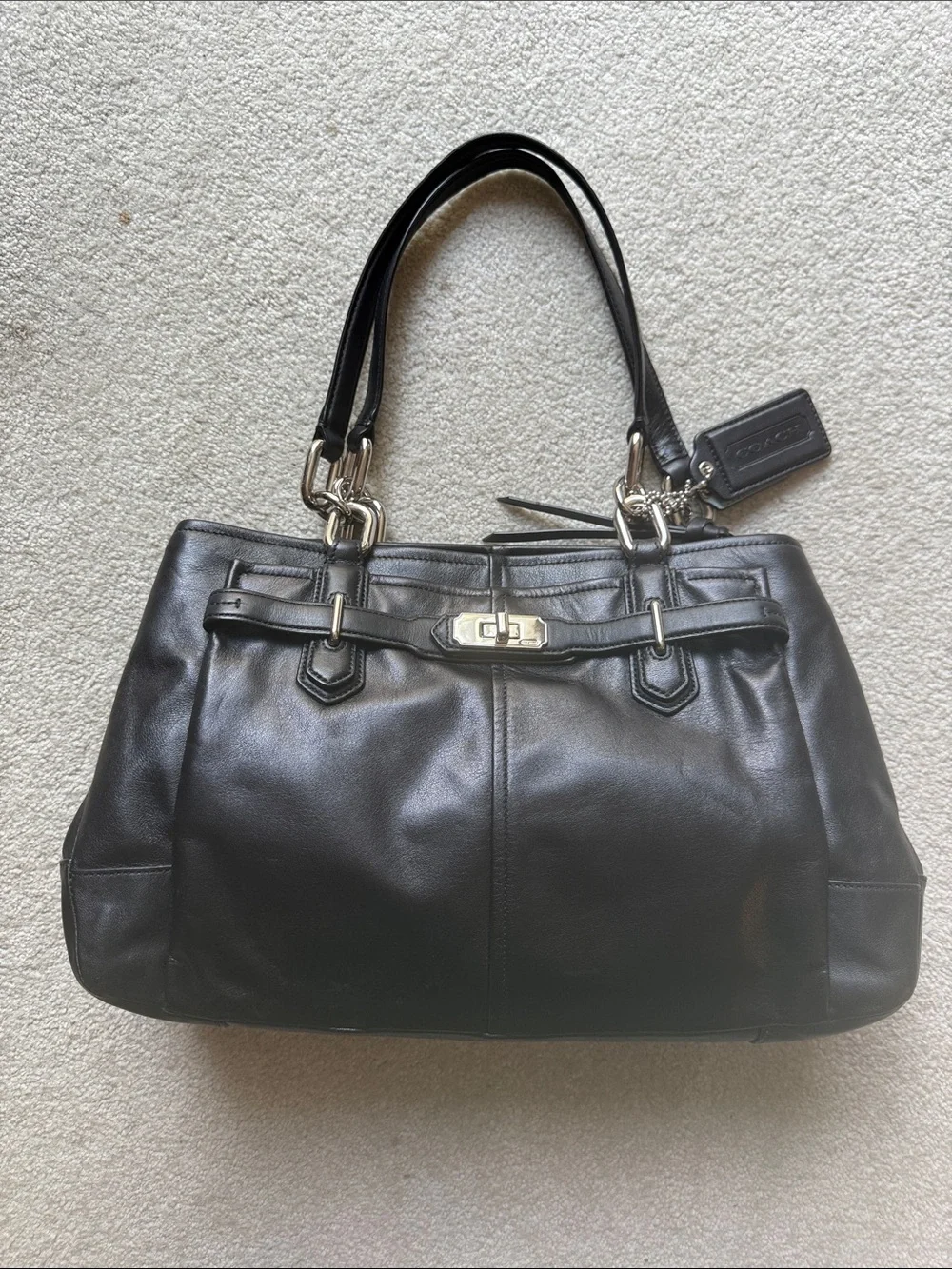 Authentic Coach Chelsea-Jayden Carryall Black Leather Zip Snap Closure w/Creed